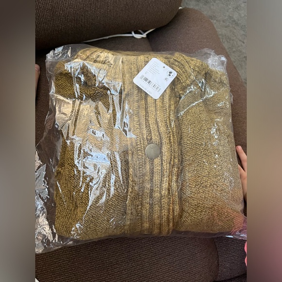 NWT FREE PEOPLE WE THE FREE Cute In This Cardi | Fir Green/Moss MSRP $168 Size S - Picture 8 of 11